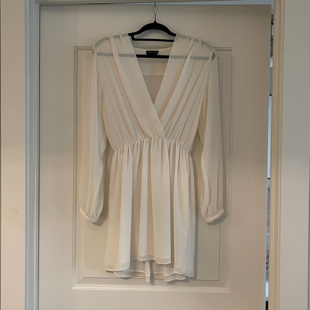 Elegant White Long Sleeve Dress